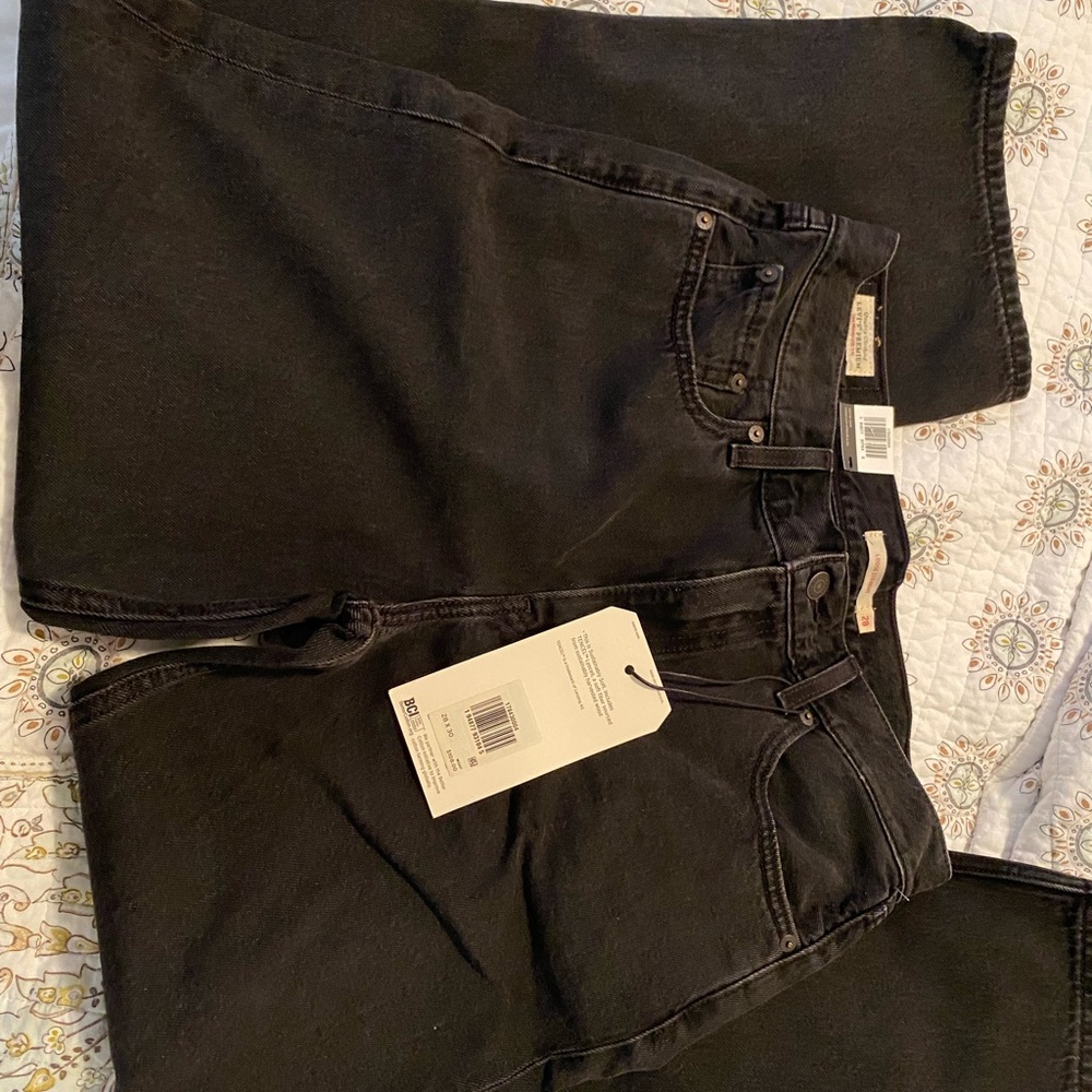 Women’s premium Levi’s - Picture 4 of 4